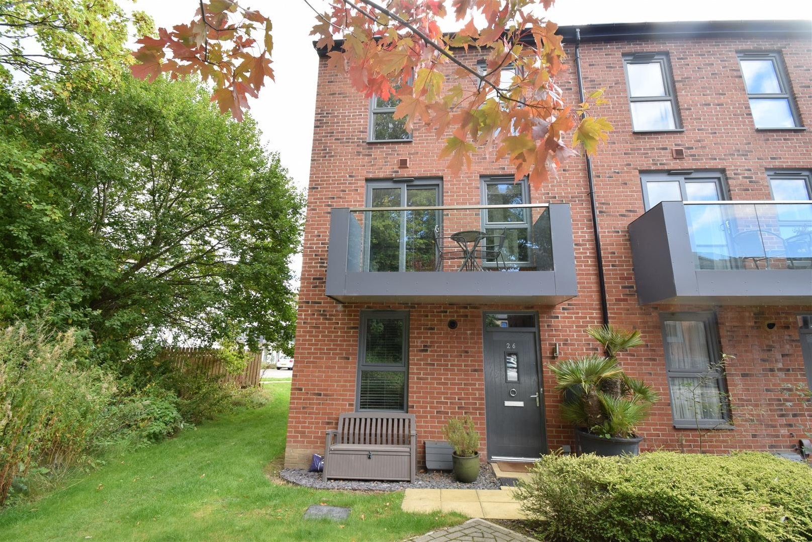 House Carnforth Avenue in Wakefield