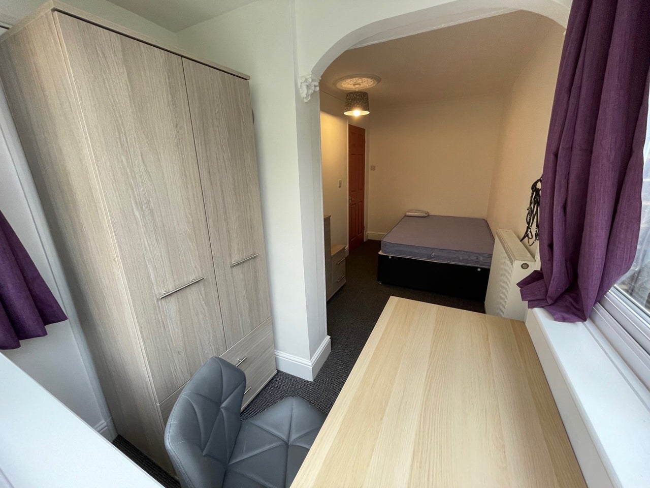 Room Headcorn Drive in Canterbury