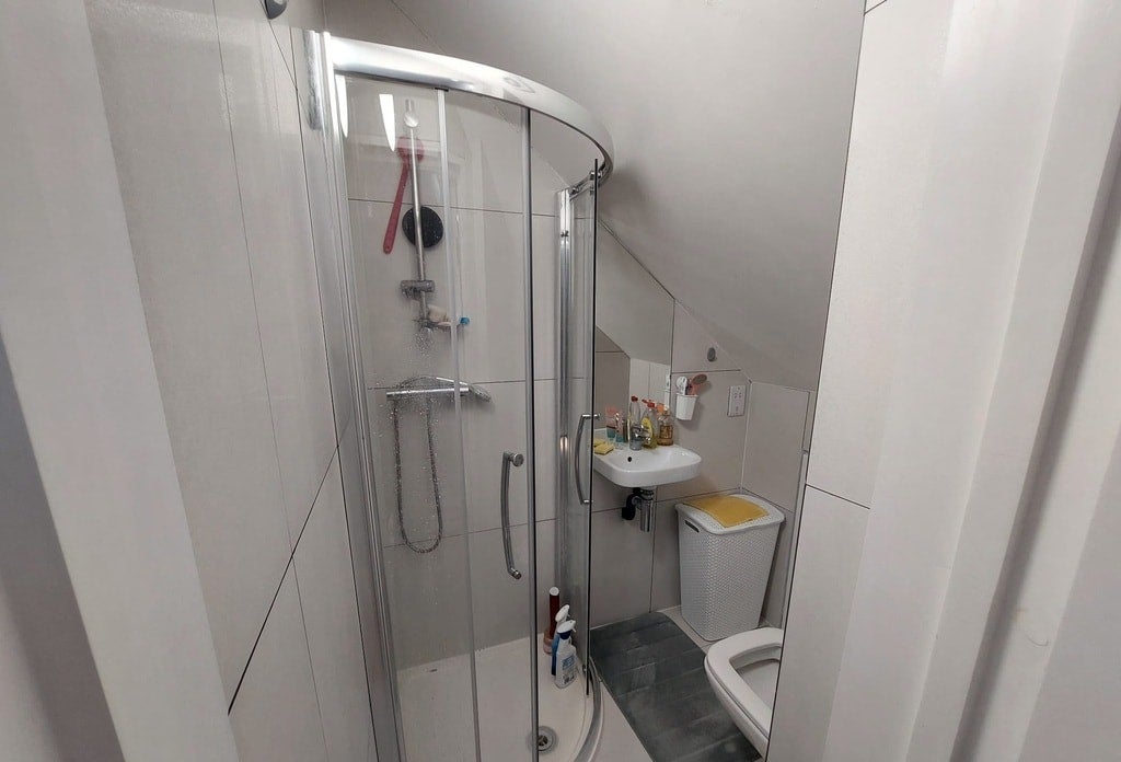Room Elmer Gardens in Greater London