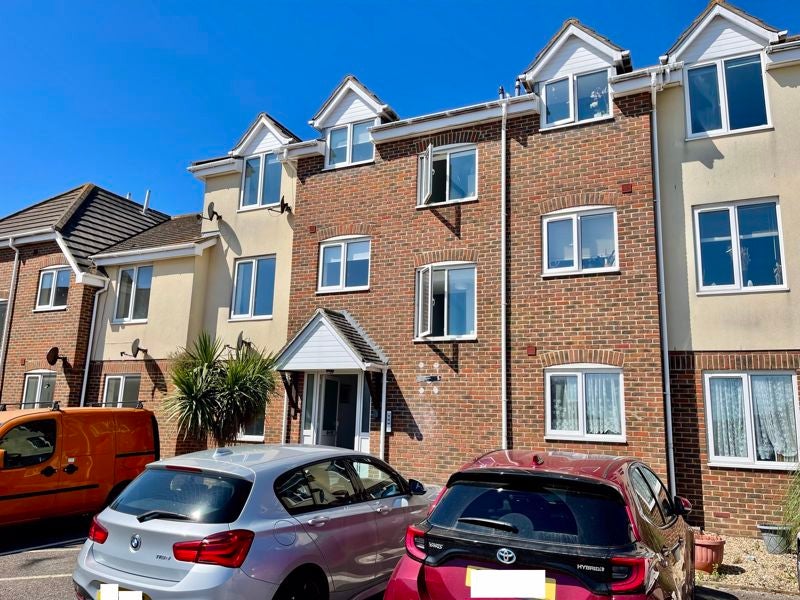 Flat Southwood Road in Hayling Island
