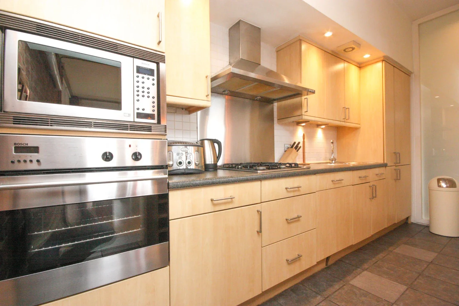 Flat Ingram Street in Glasgow