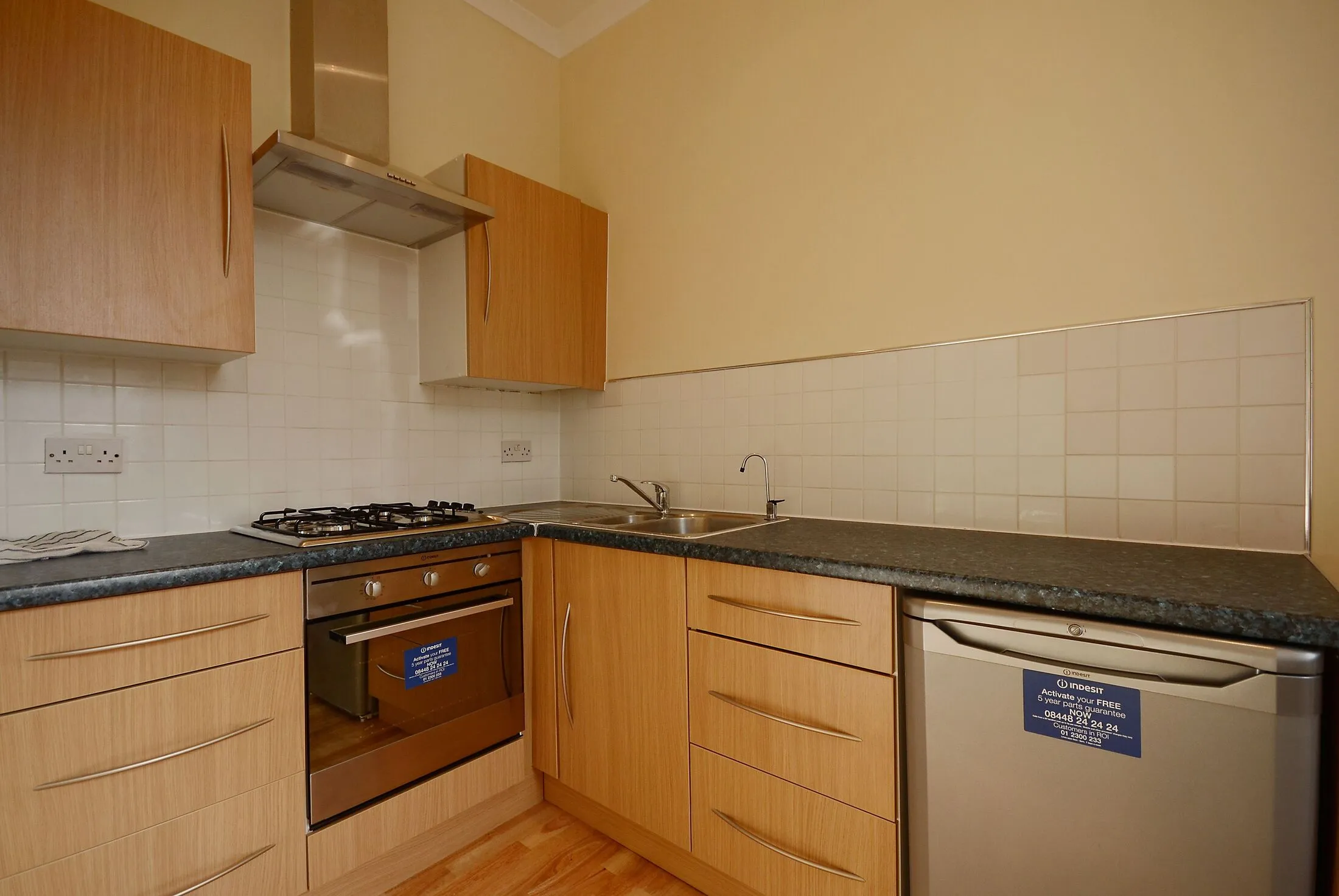 Flat Lillie Road in Greater London
