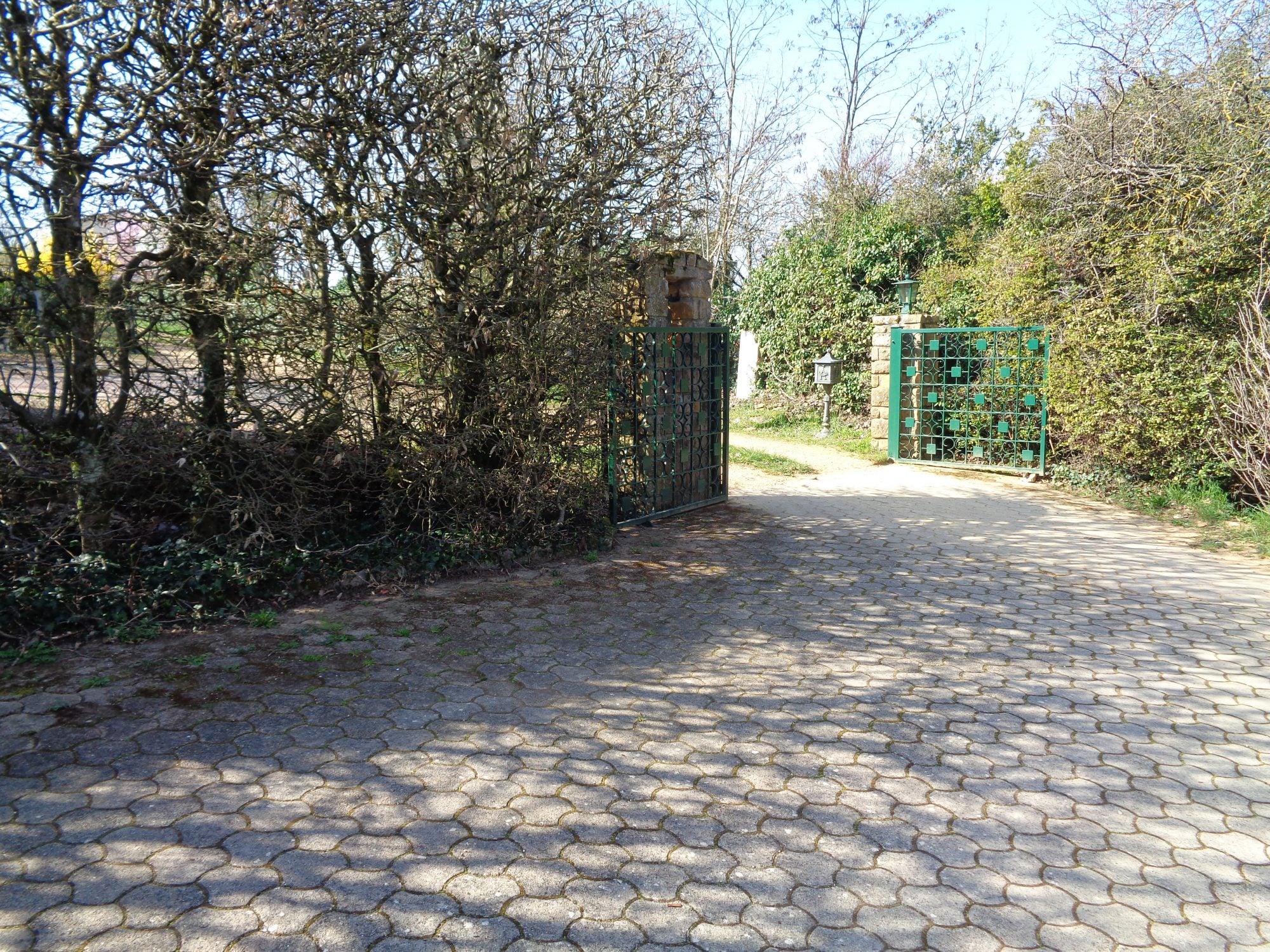 House Route de la Vallée in Val d'Oingt