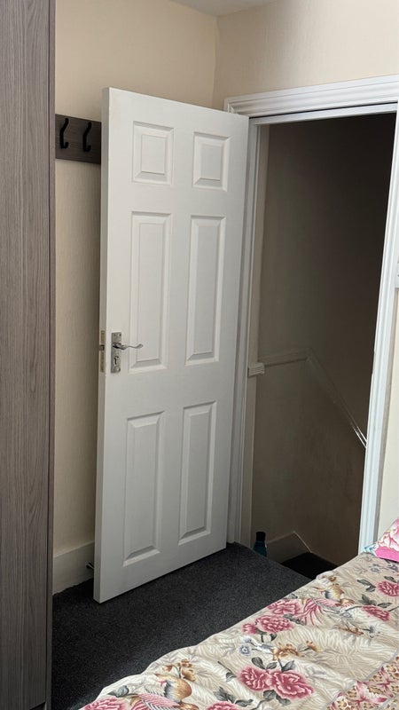 Room Marlborough Road in Greater London