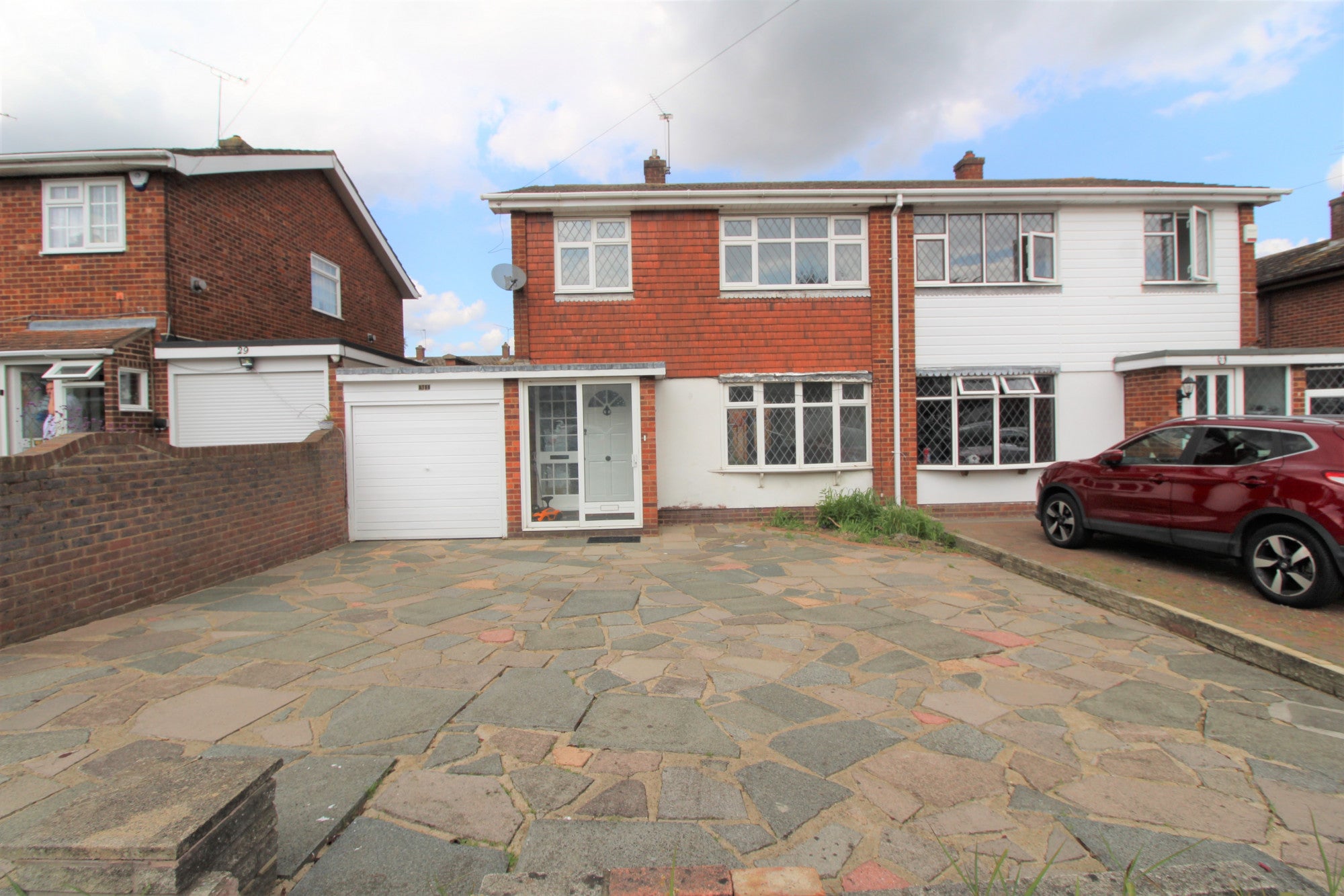 House Cornell Way in Greater London