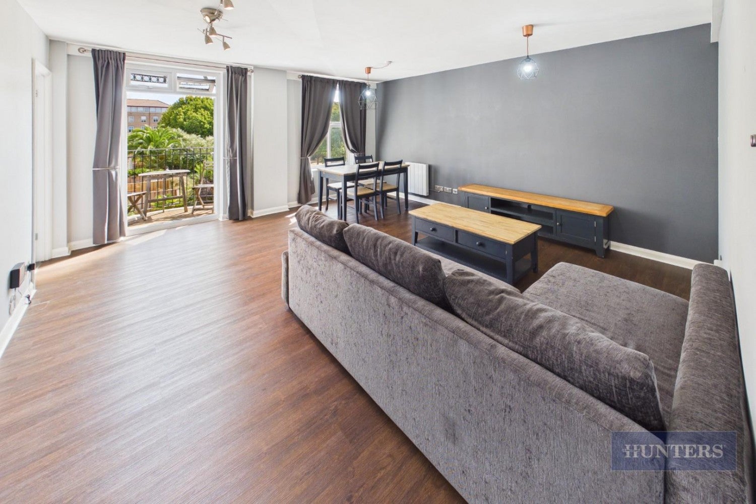 Flat Andes Close in Southampton