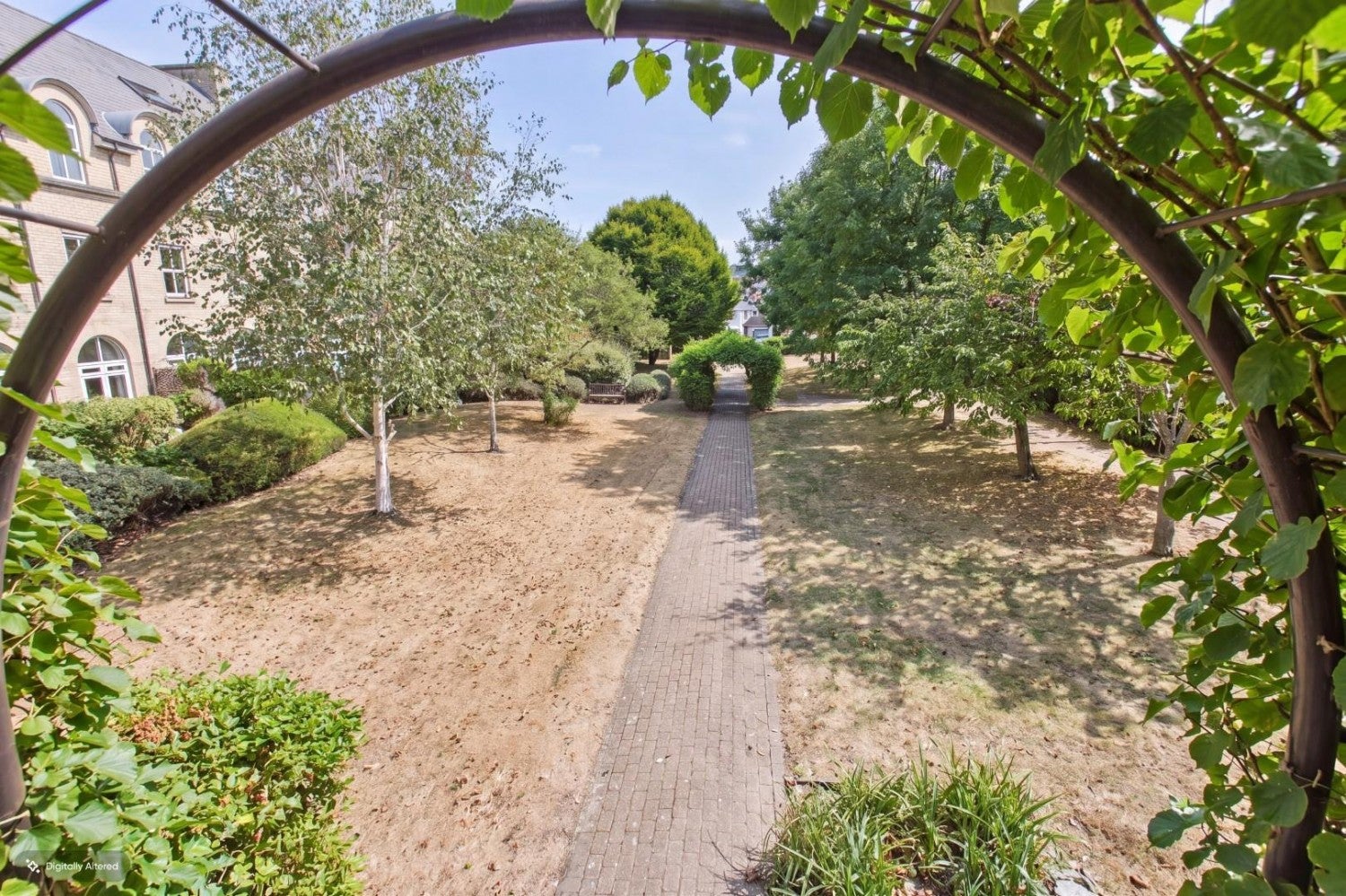 Flat Andes Close in Southampton