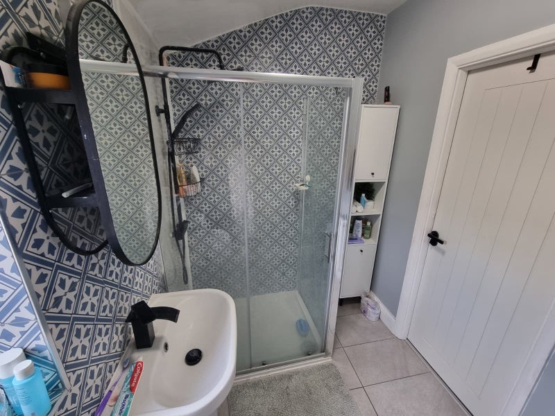 Room Sherrard Road in Greater London