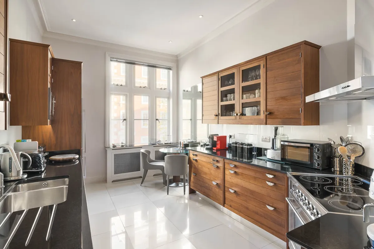 Flat North Audley Street in City of Westminster