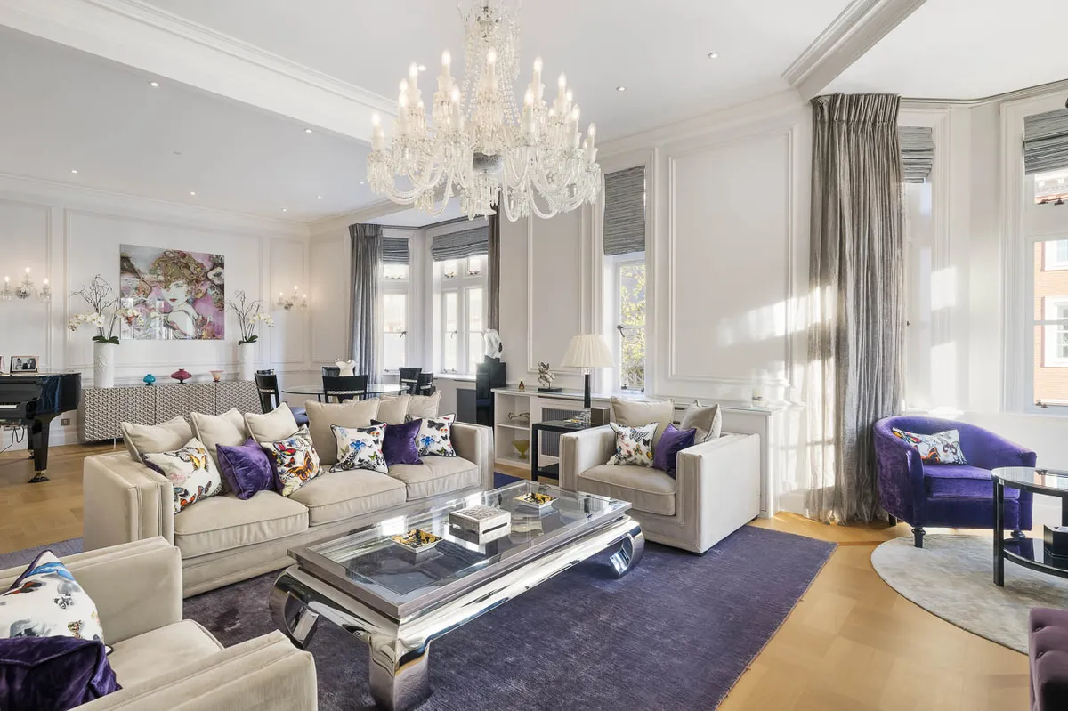 Flat North Audley Street in City of Westminster