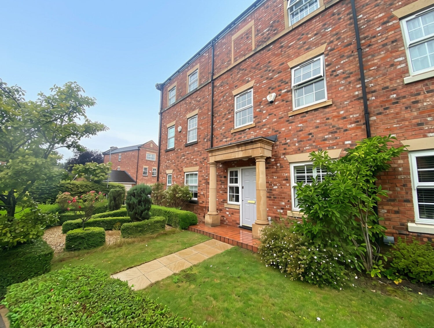 House London Road in Willaston