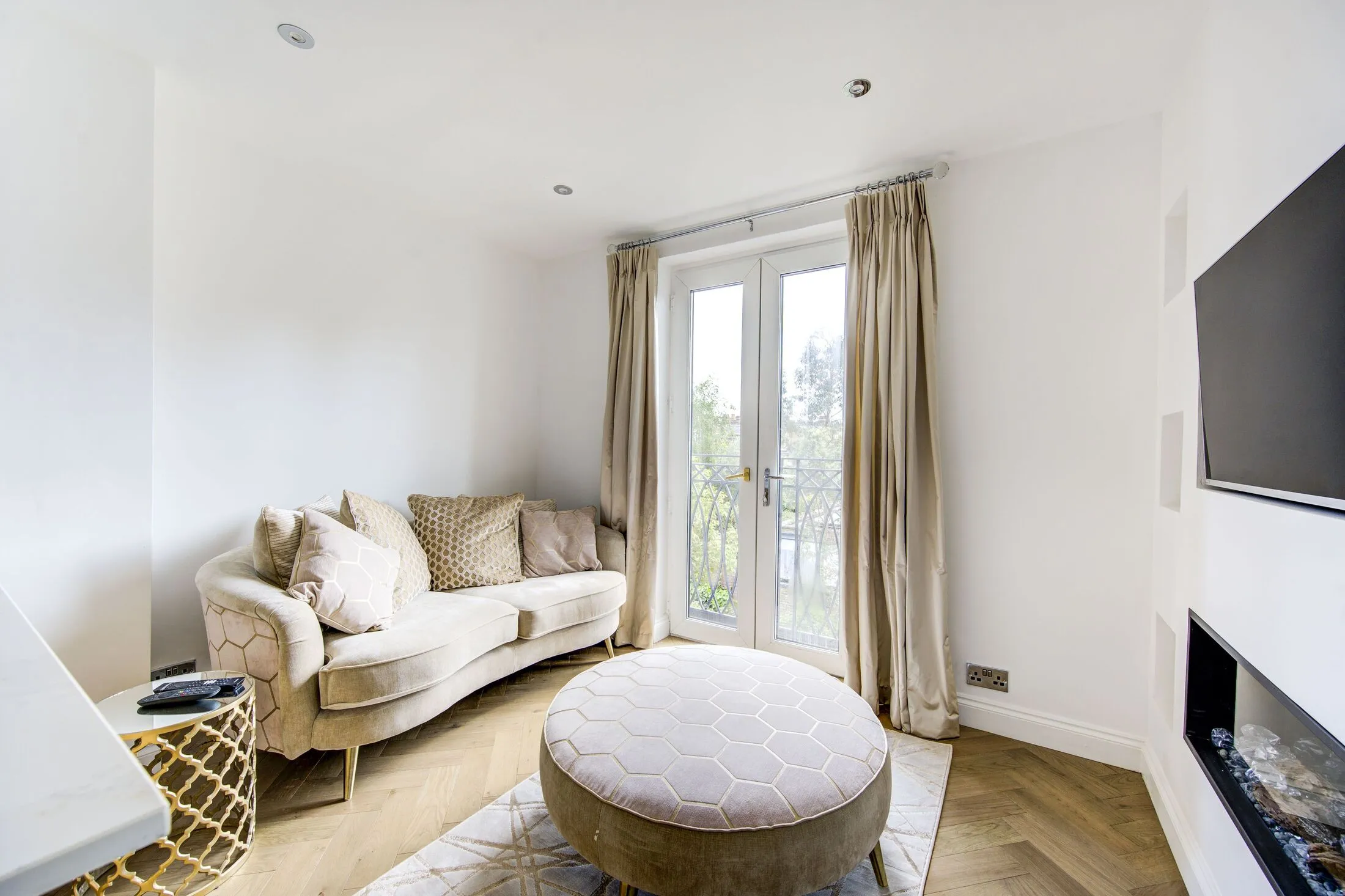 Flat New King's Road in Greater London