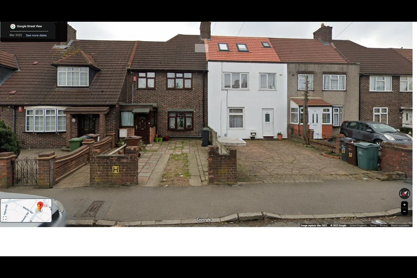 House Porters Avenue in Greater London