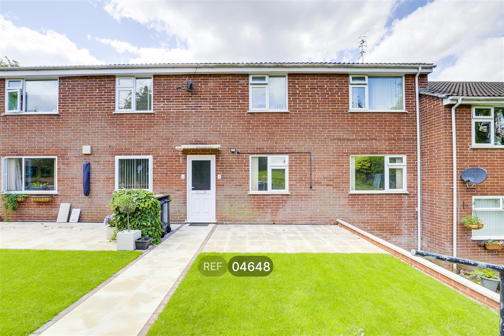 Flat Woodthorpe Drive in Nottingham