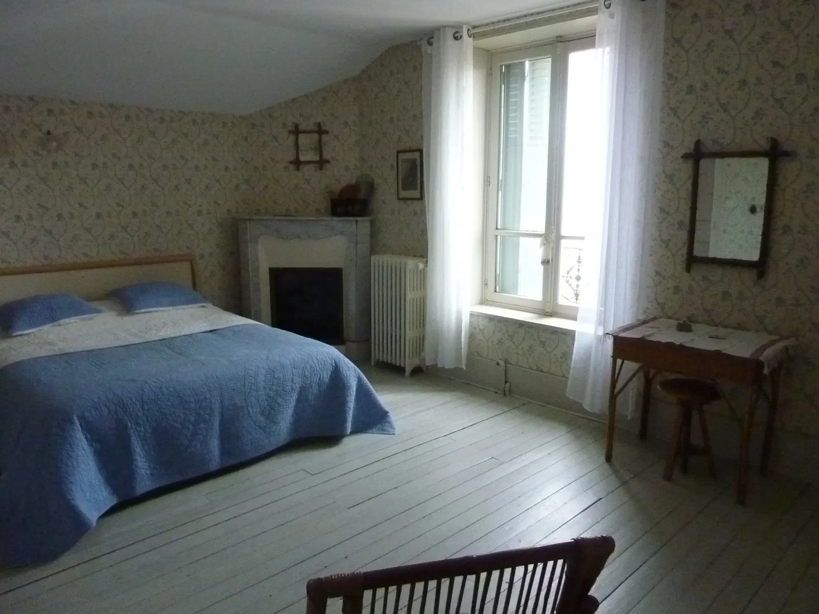 Flat Faubourg de Sully in Lorris