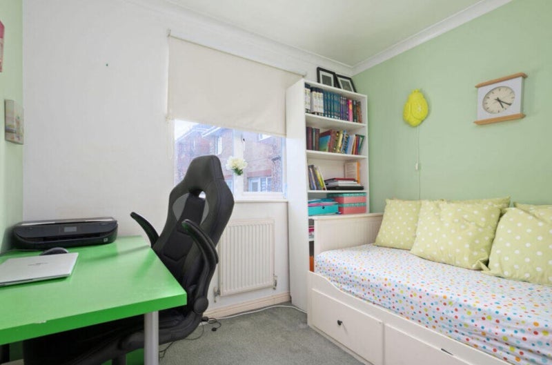 Room Alder Gate in Cambuslang