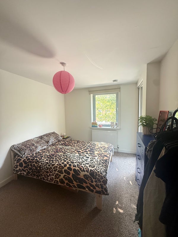 Flat Cambridge Heath Road in Greater London