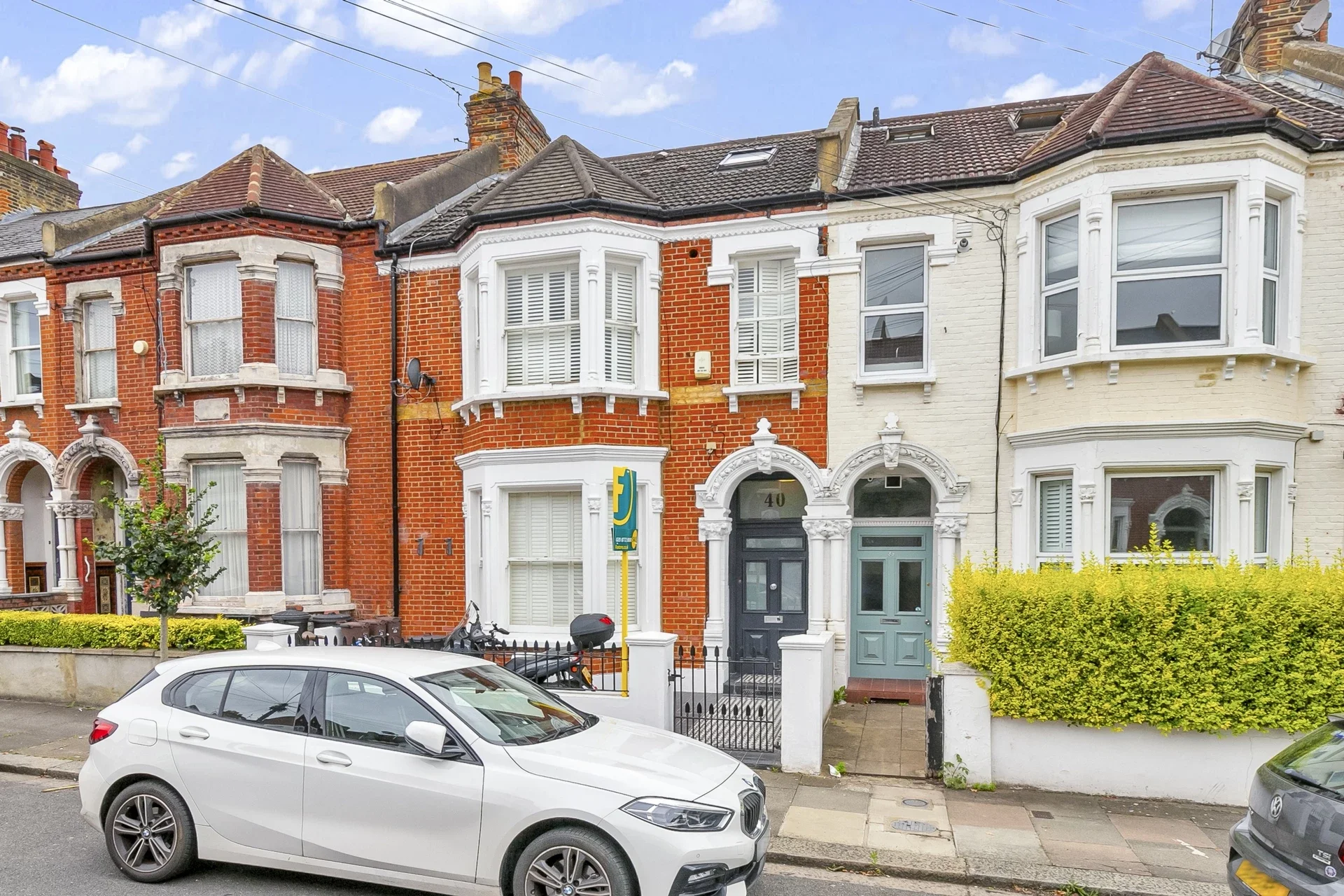 Flat Old York Road in Greater London
