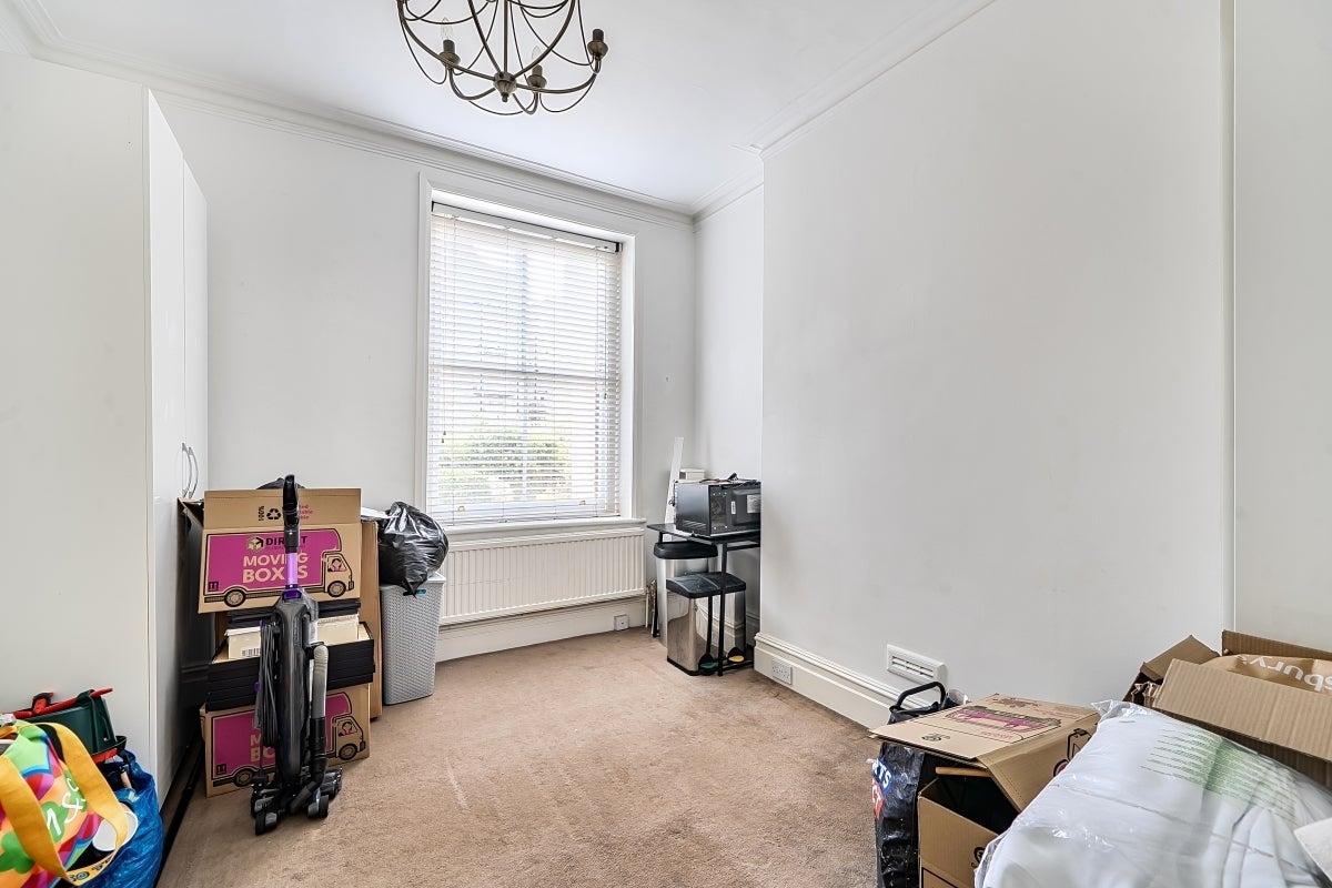 Flat Wymering Road in City of Westminster