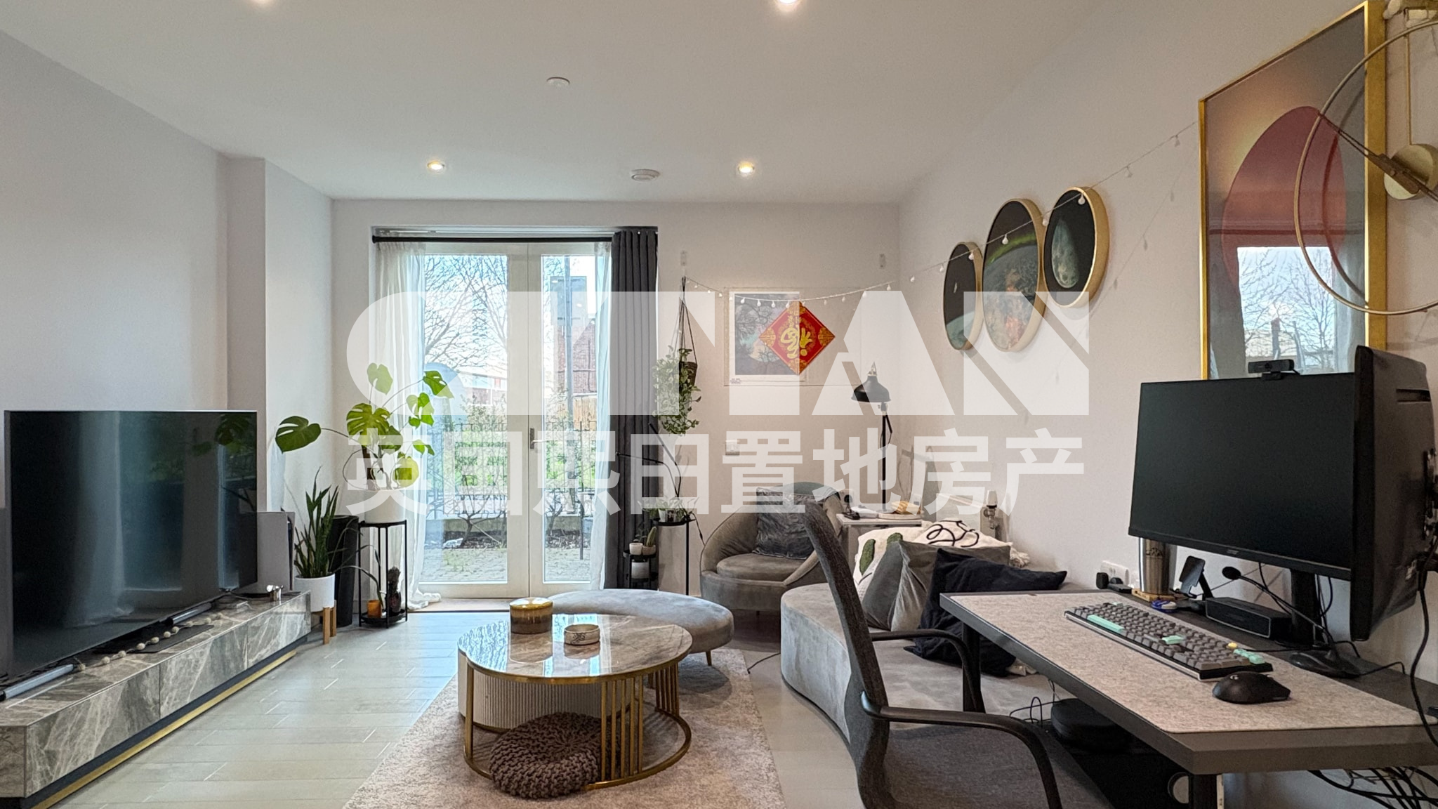 Flat Prospect Row in Greater London
