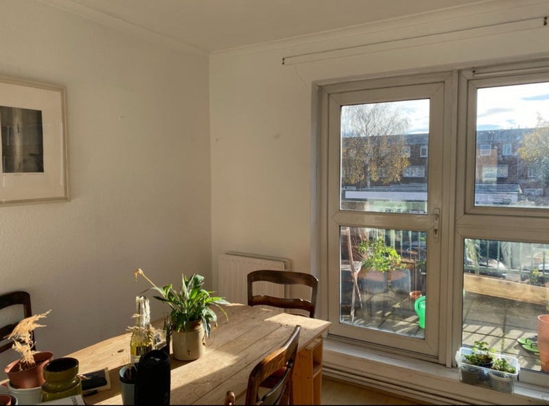 Room Hayling Close in Greater London