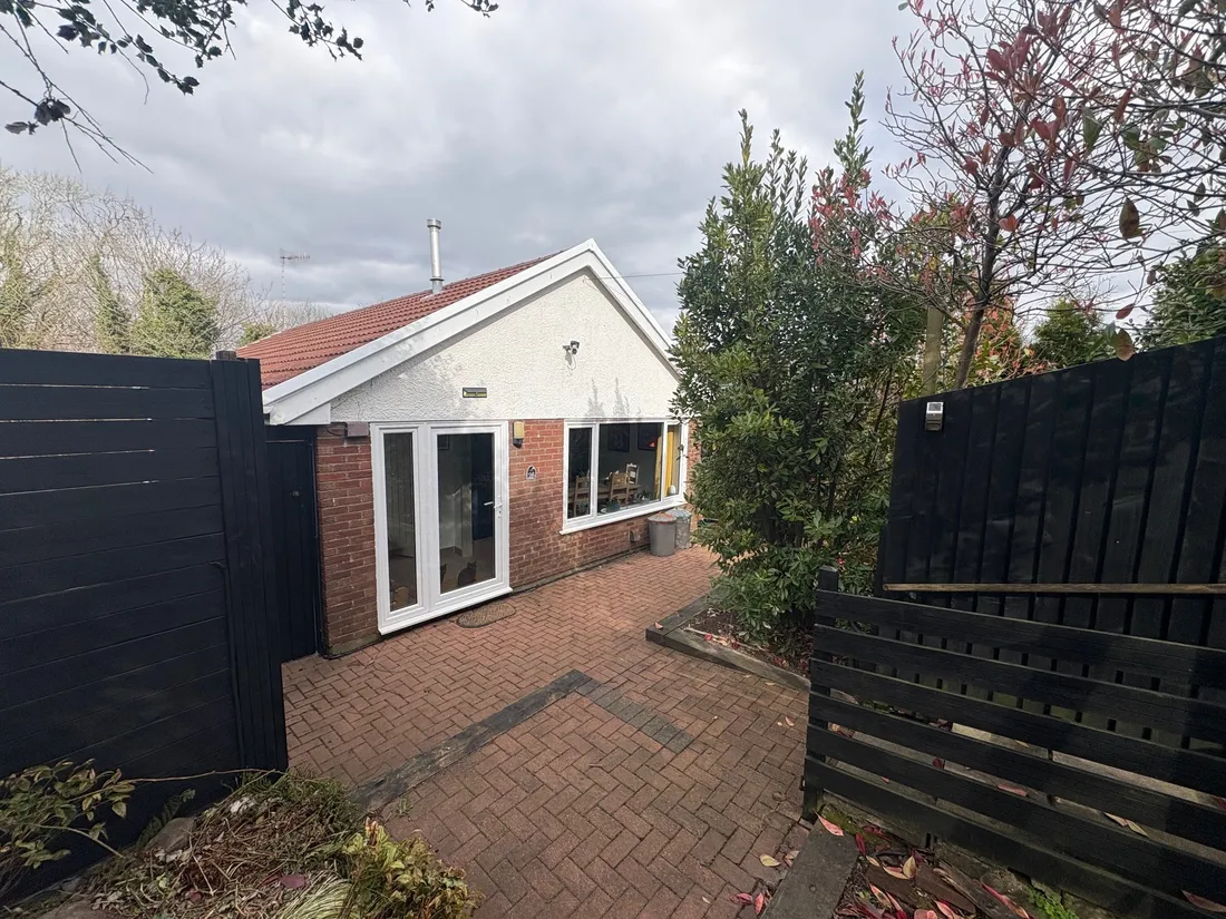 House Heol Miaren in Swansea