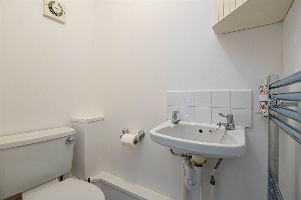House Thorne Close in Dacorum