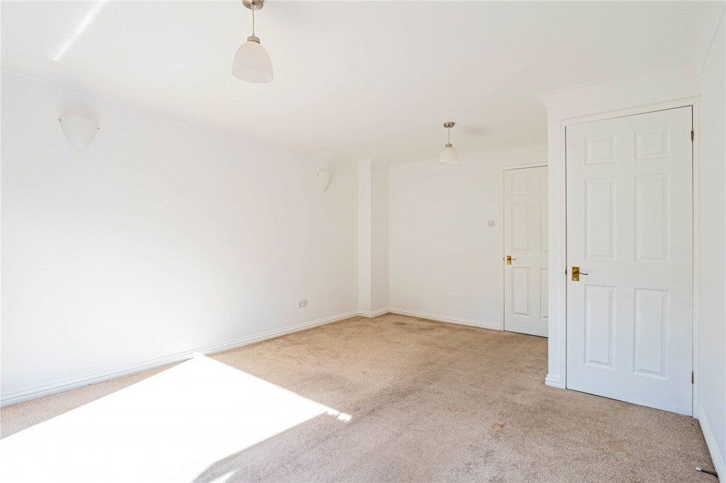 House Thorne Close in Dacorum