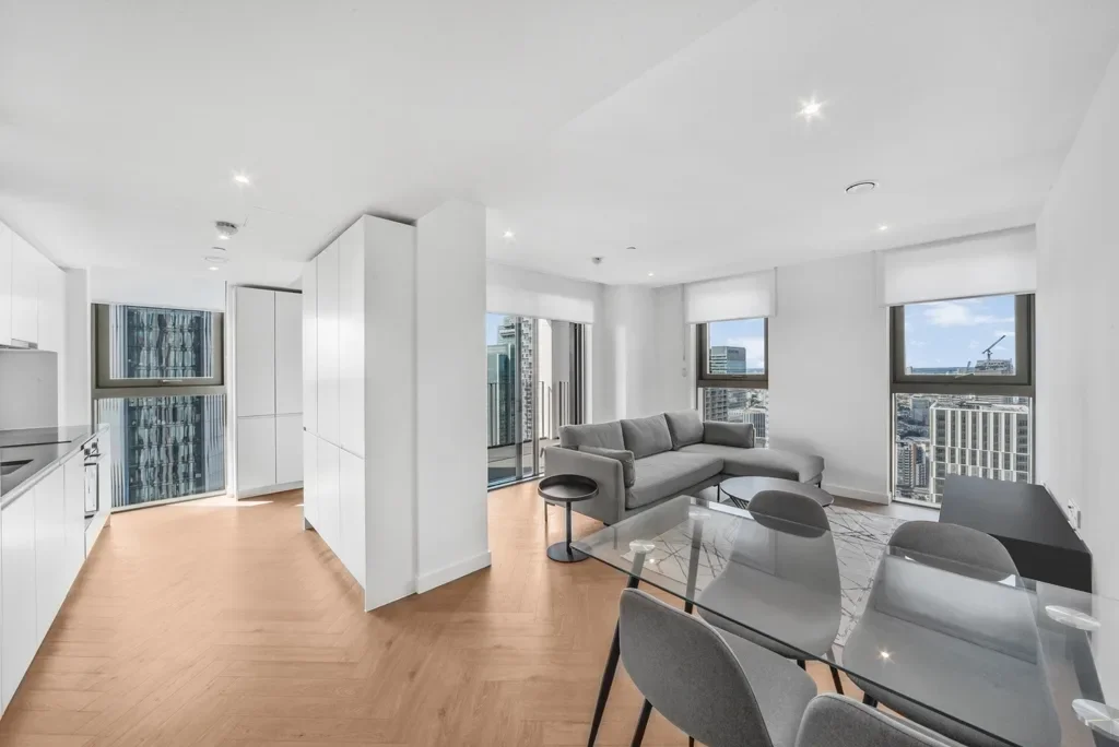 Flat Charter Street in Greater London