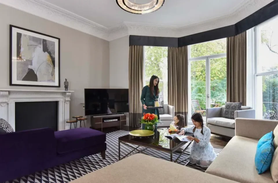 Flat Cromwell Road in Greater London