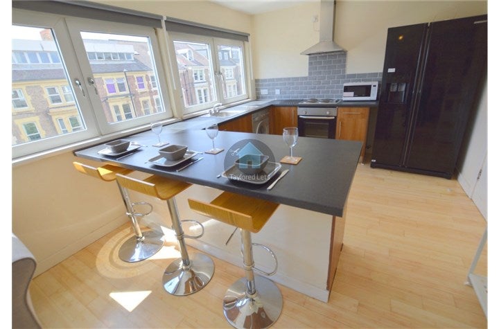 Flat Portland Terrace in Newcastle upon Tyne