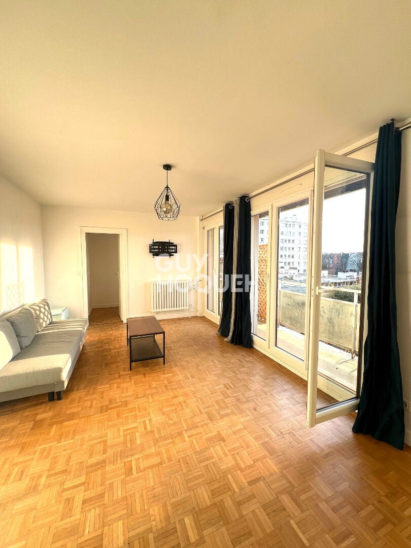 Flat Rue du Hameau in Paris