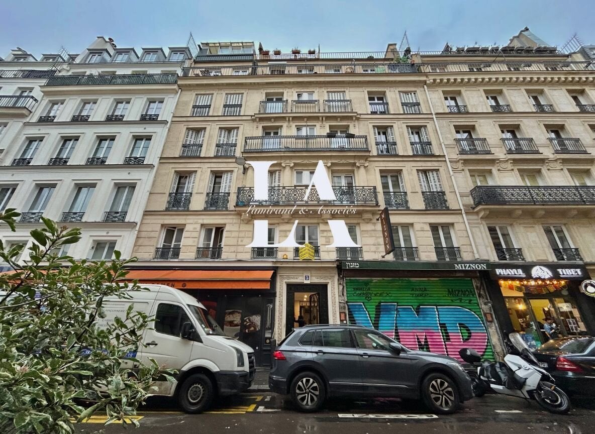 Flat Rue de la Grange Batelière in Paris