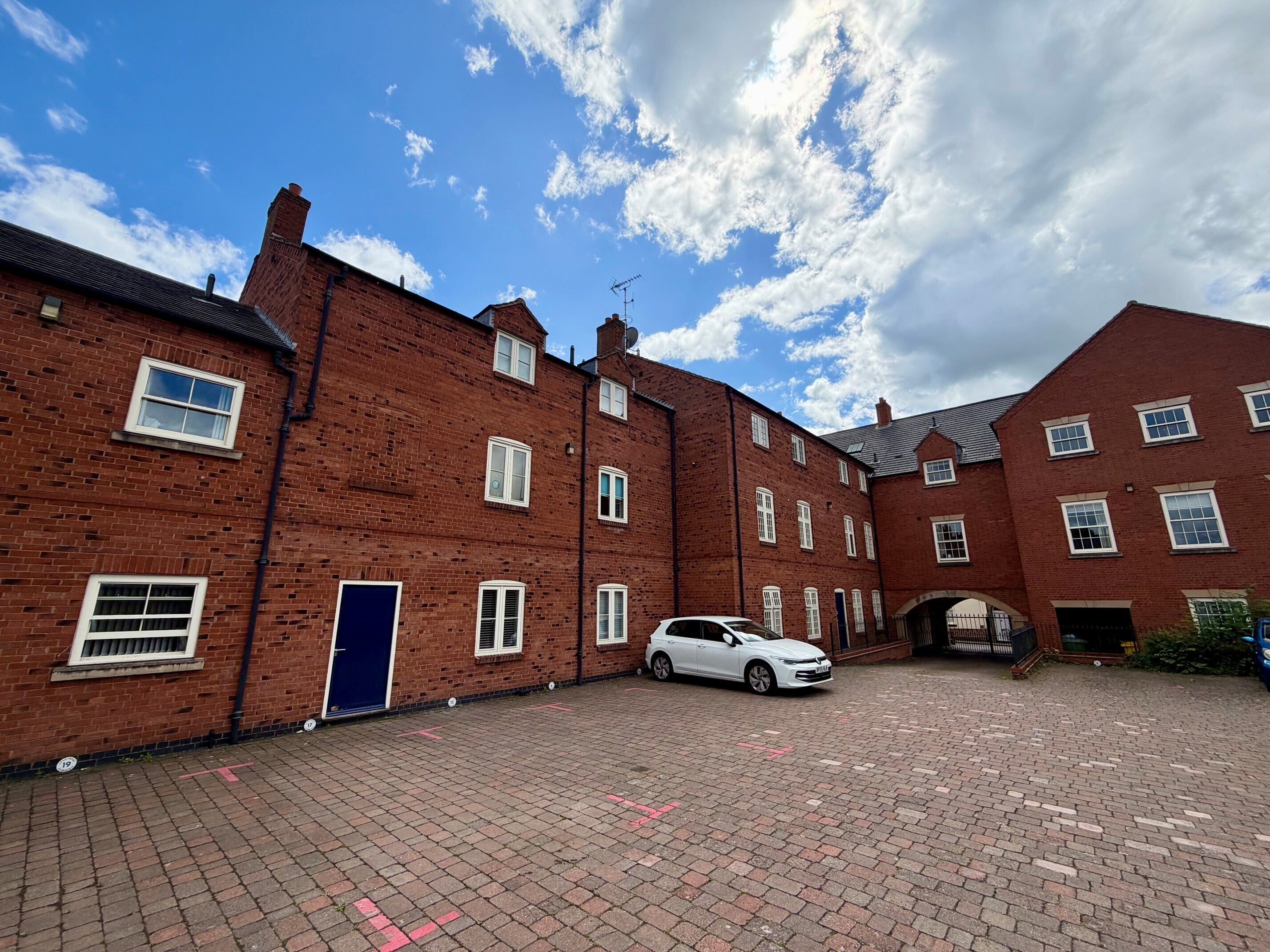 Flat South Street in North West Leicestershire