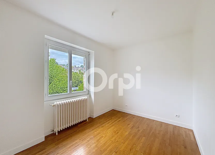 Appartement Rue Jean Veysset à Brive-la-Gaillarde