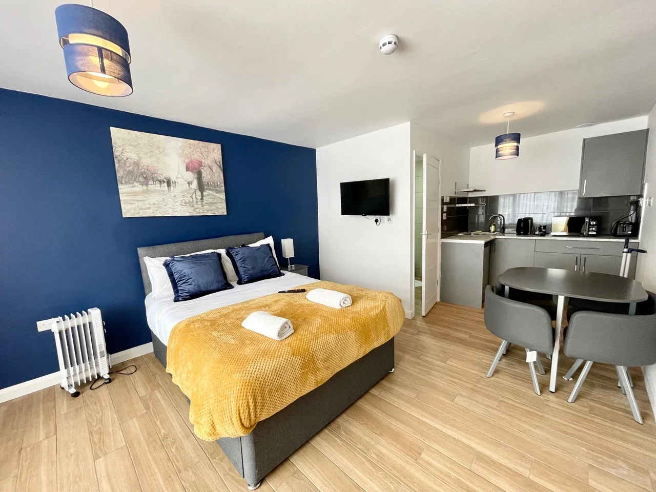 Room Stratford Road in Greater London