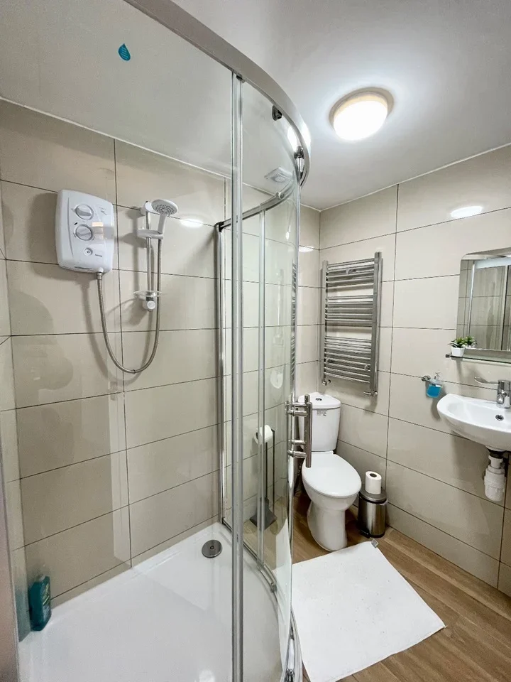 Room Stratford Road in Greater London