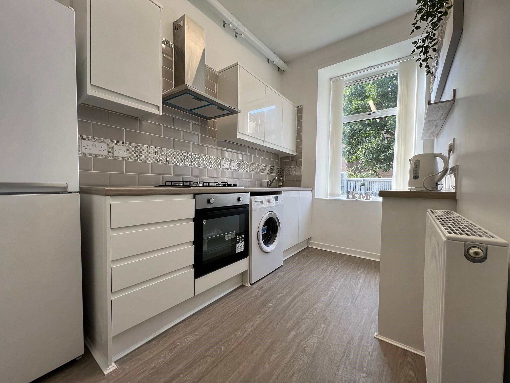 Flat Woodside Walk in Hamilton