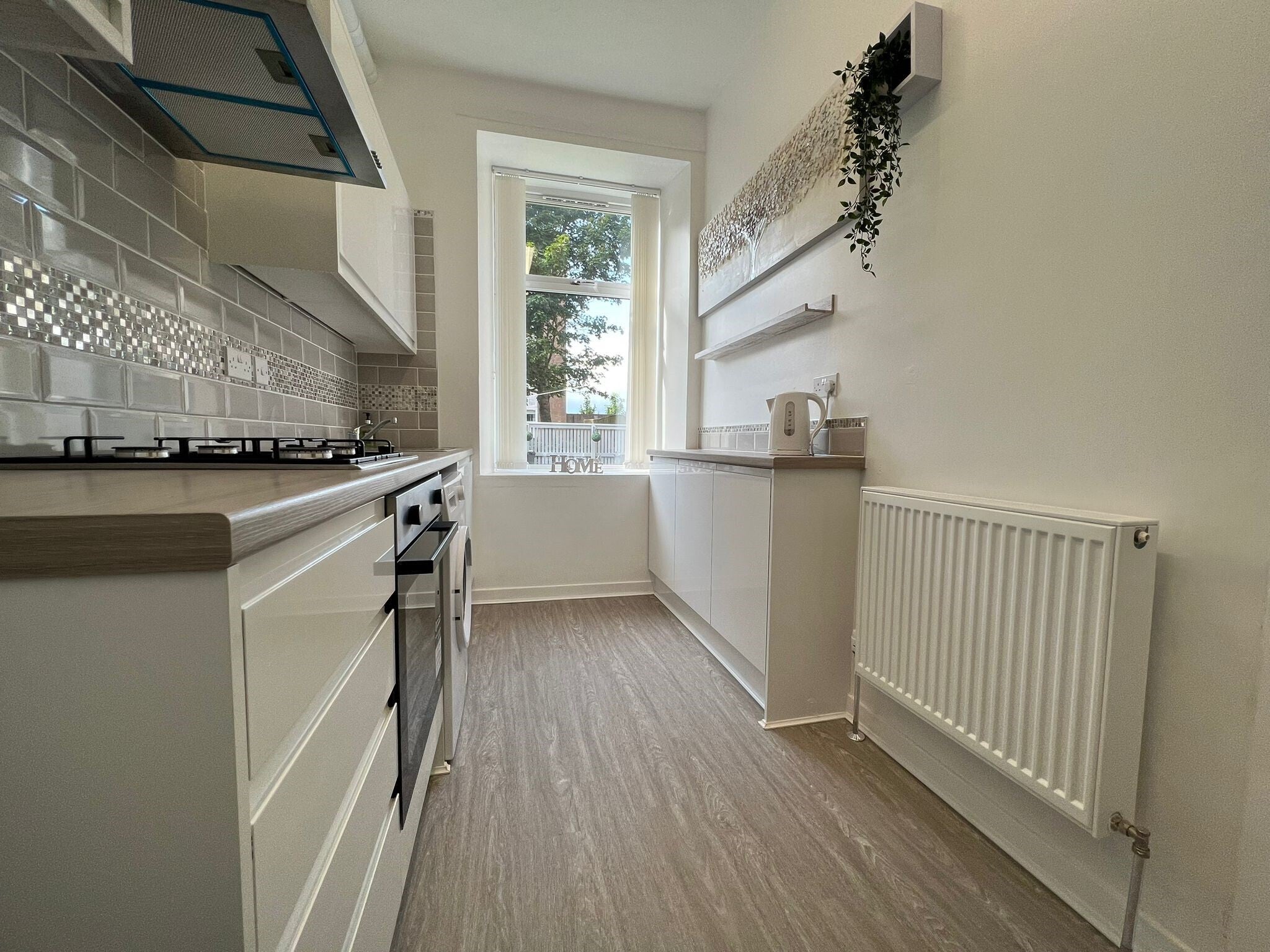 Flat Woodside Walk in Hamilton