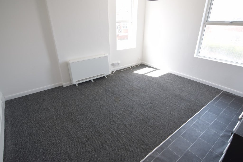 Flat Cavendish Road in Bispham