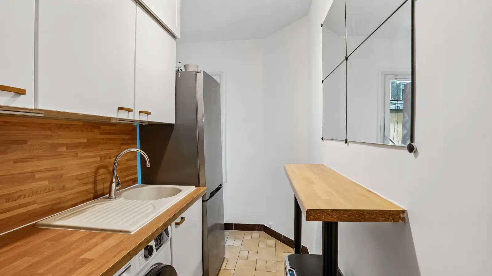 Flat Boulevard du Montparnasse in Paris