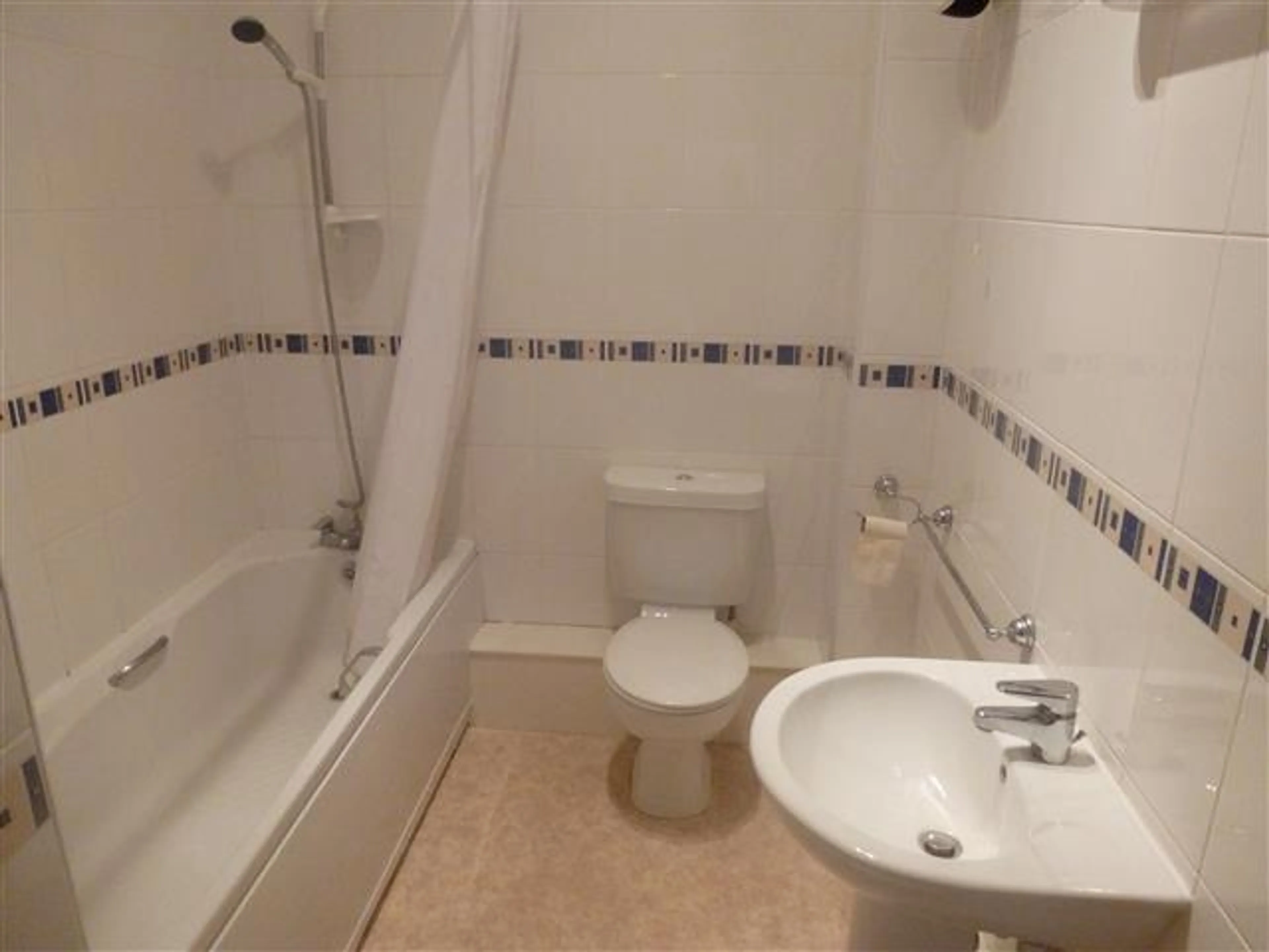 Flat Finch Place in Leicester