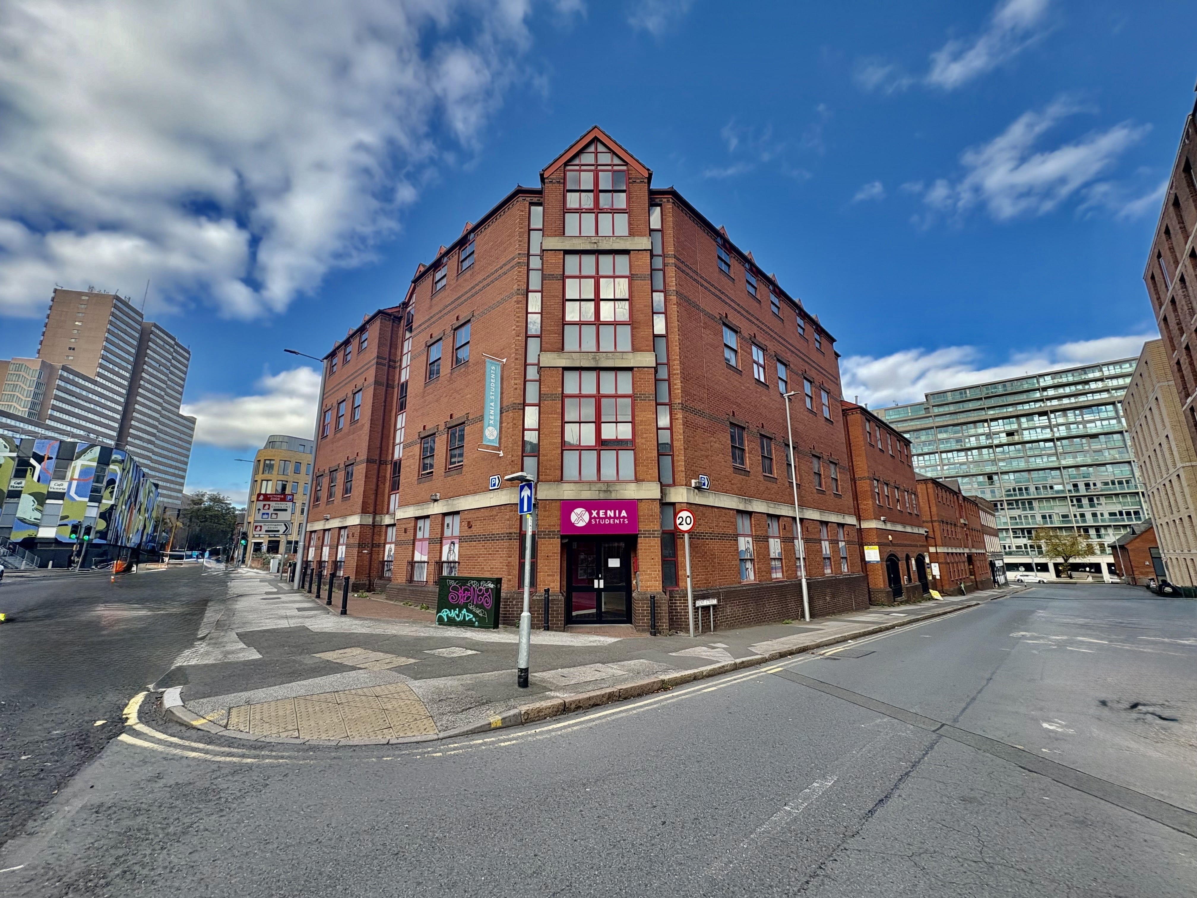 Flat Avalon Court in Nottingham