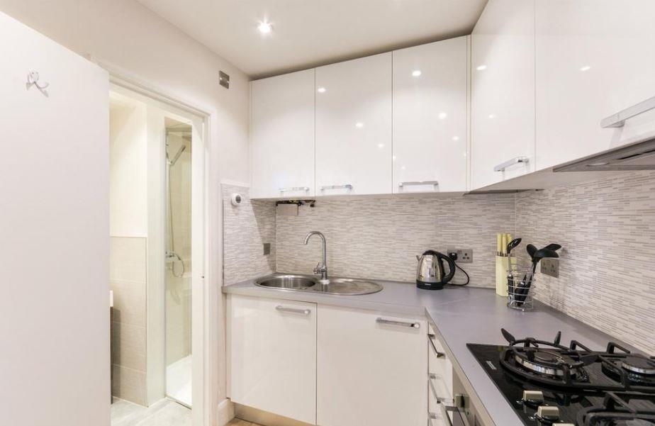 Flat Palliser Road in Greater London