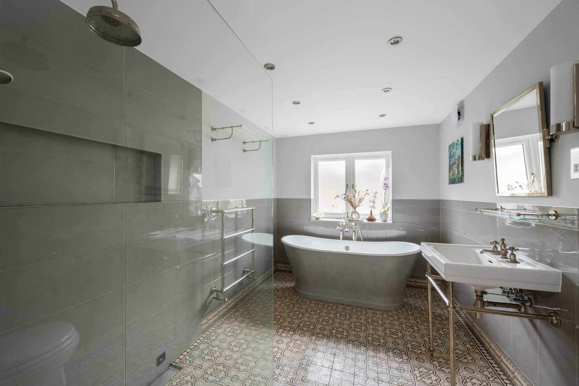 Flat Campden Hill Road in Greater London
