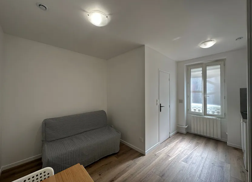 Chambre Rue Claude Decaen à Paris