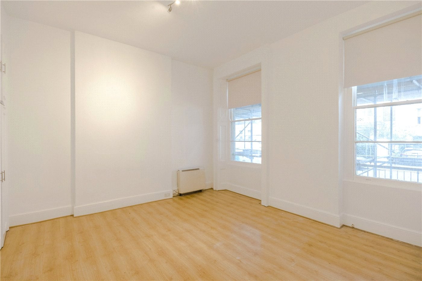 Flat Craven Hill in City of Westminster
