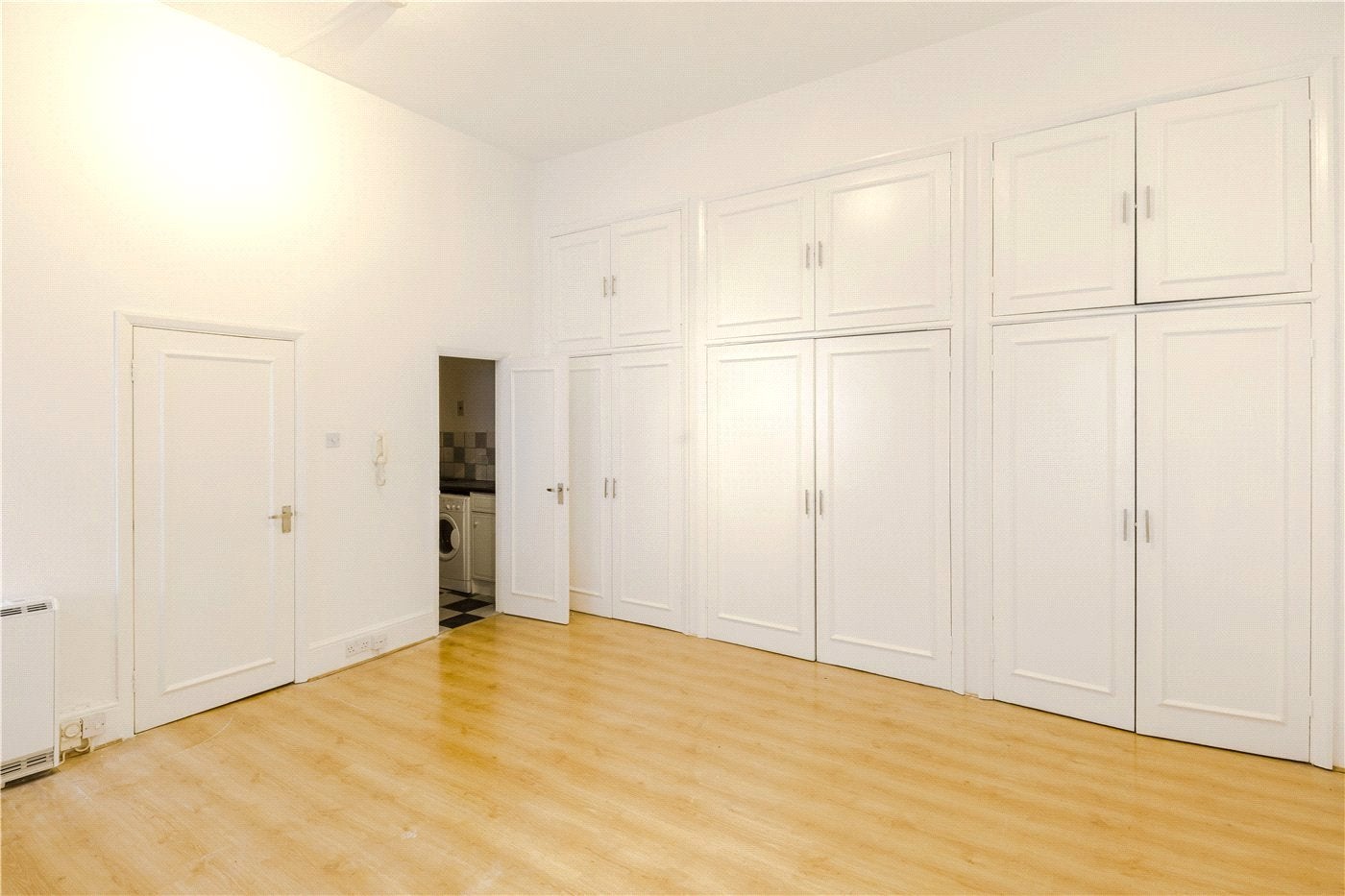 Flat Craven Hill in City of Westminster
