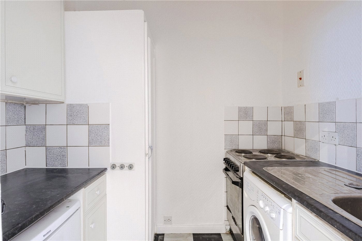Flat Craven Hill in City of Westminster