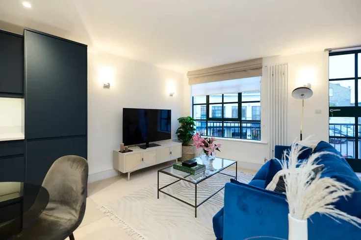 Flat Melbray Mews in Greater London